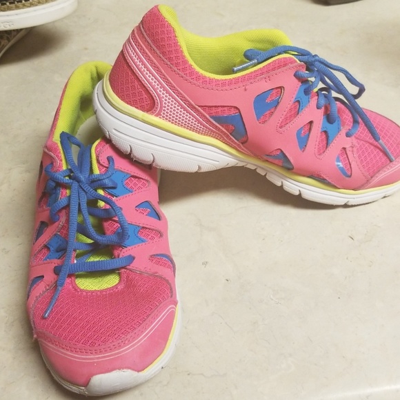 New Balance Shoes - New Balance Cross Training LA Gear Shoes 9